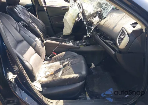 2018 Mazda Mazda3 Touring из США, поврежденный, VIN 3MZBN1V38JM188734